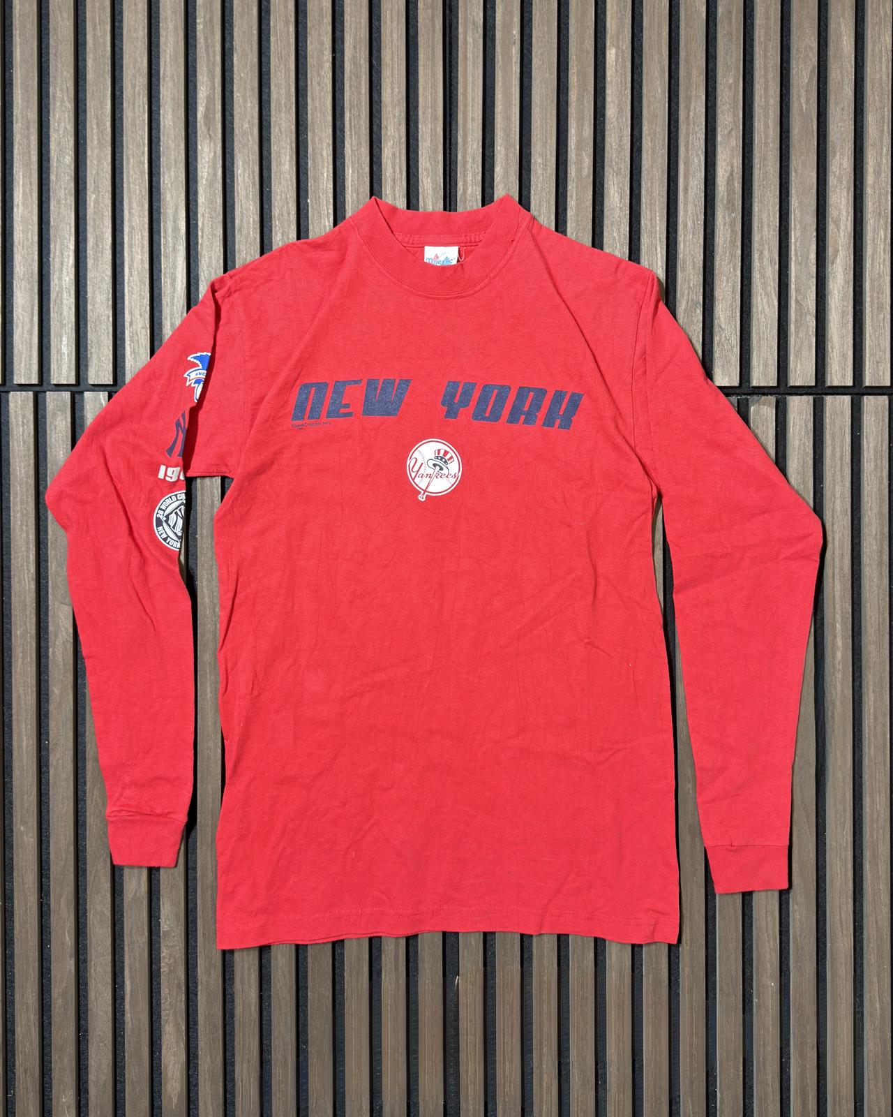 Vintage New York Yankee's 2001 T-shirt